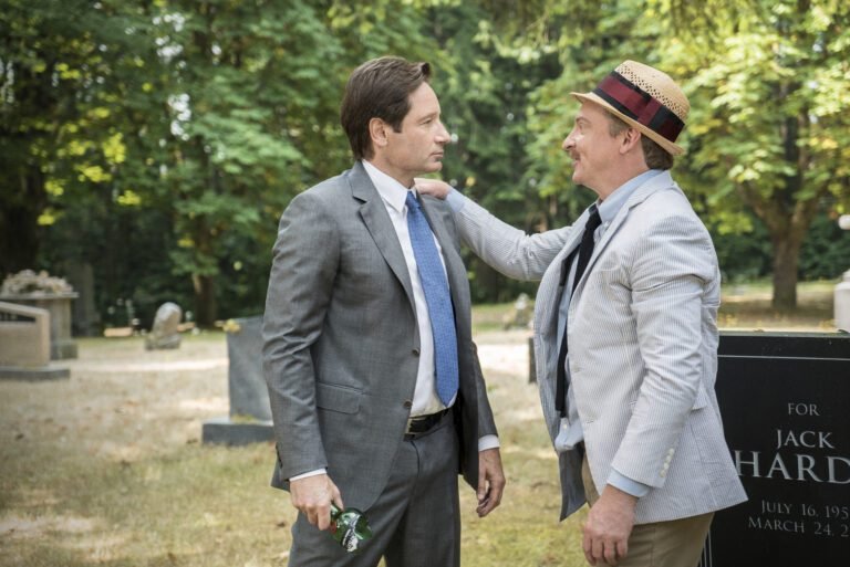 Mulder and Scully meet the Were-Man